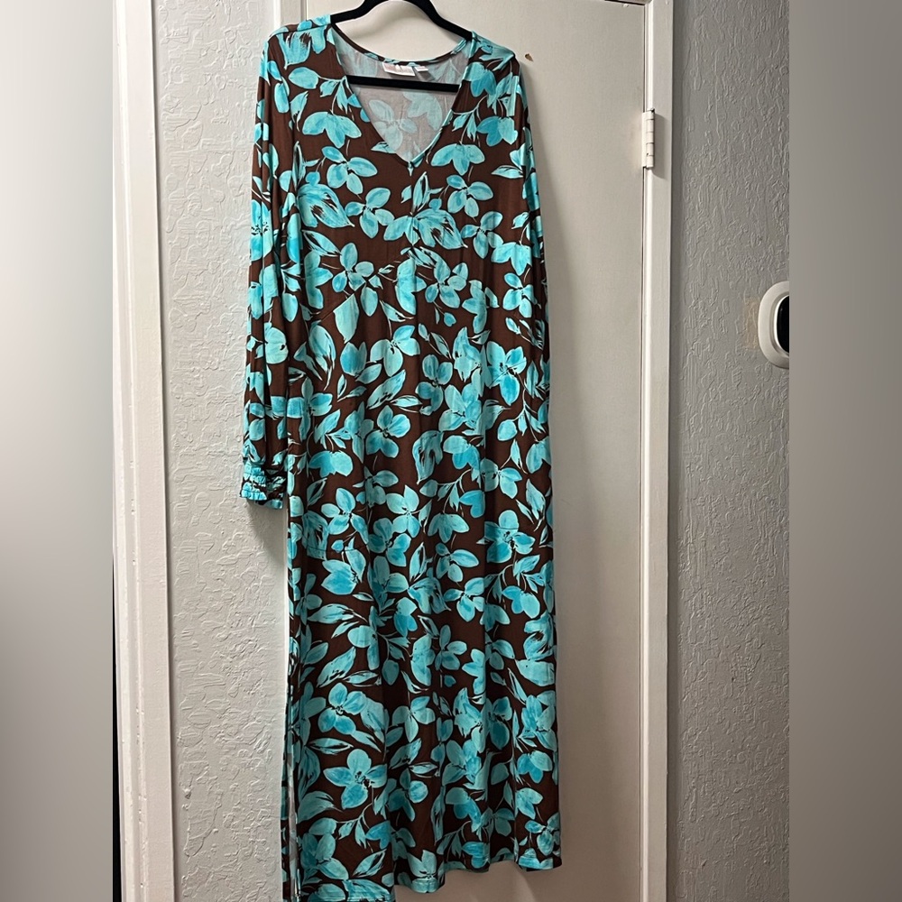 Full length lounge dress